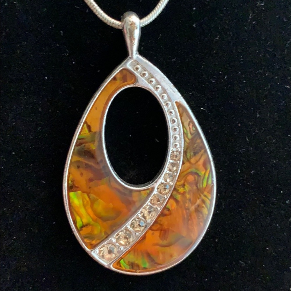 Vtg shell and rhinestone set